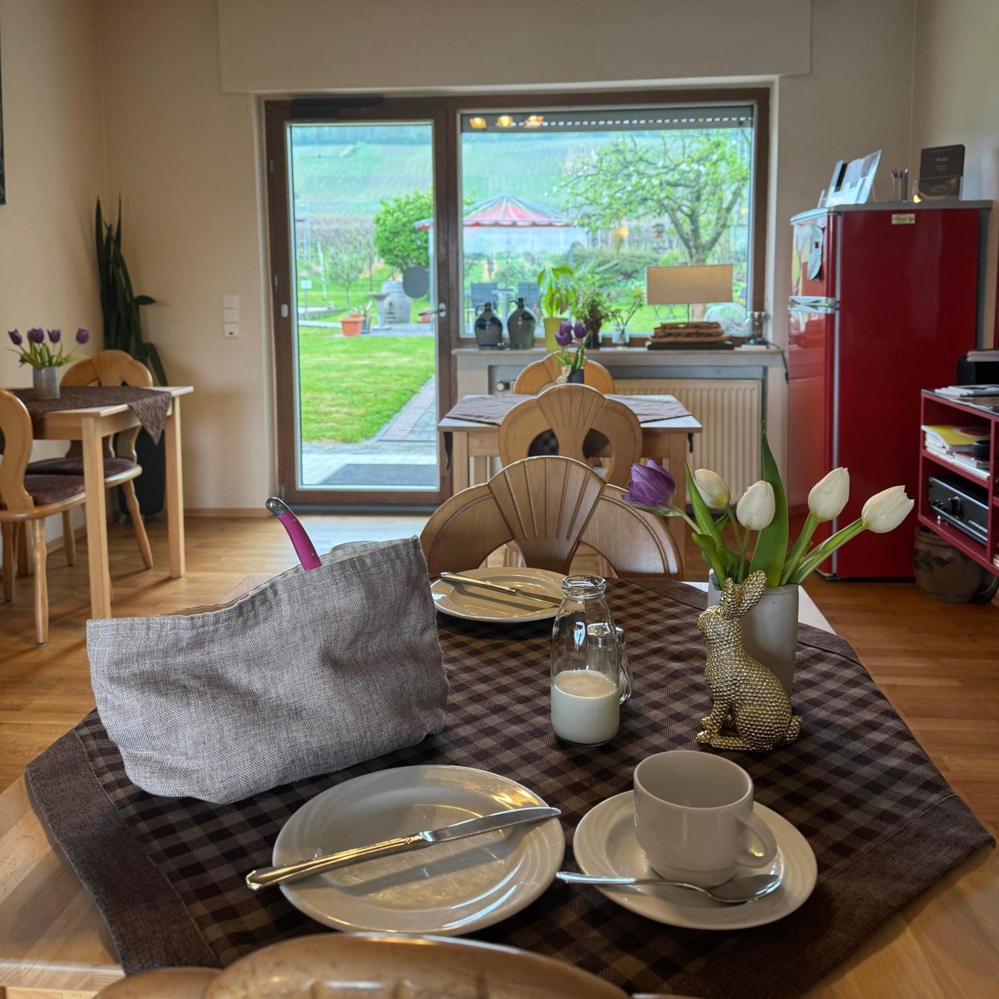Bed and Breakfast Weingut Tiliahof Brauneberg Exterior foto